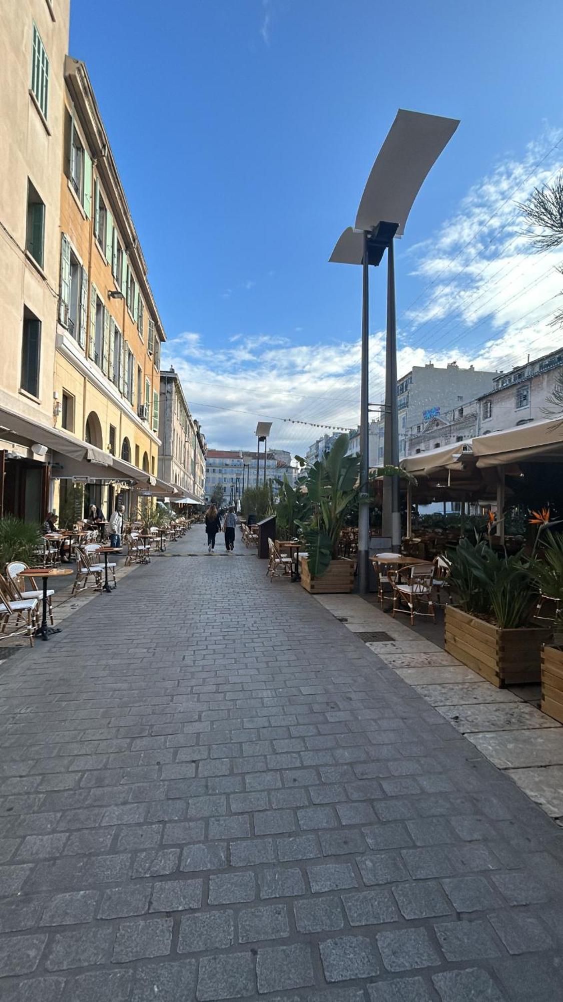 Place Aux Huiles Марсилия Екстериор снимка