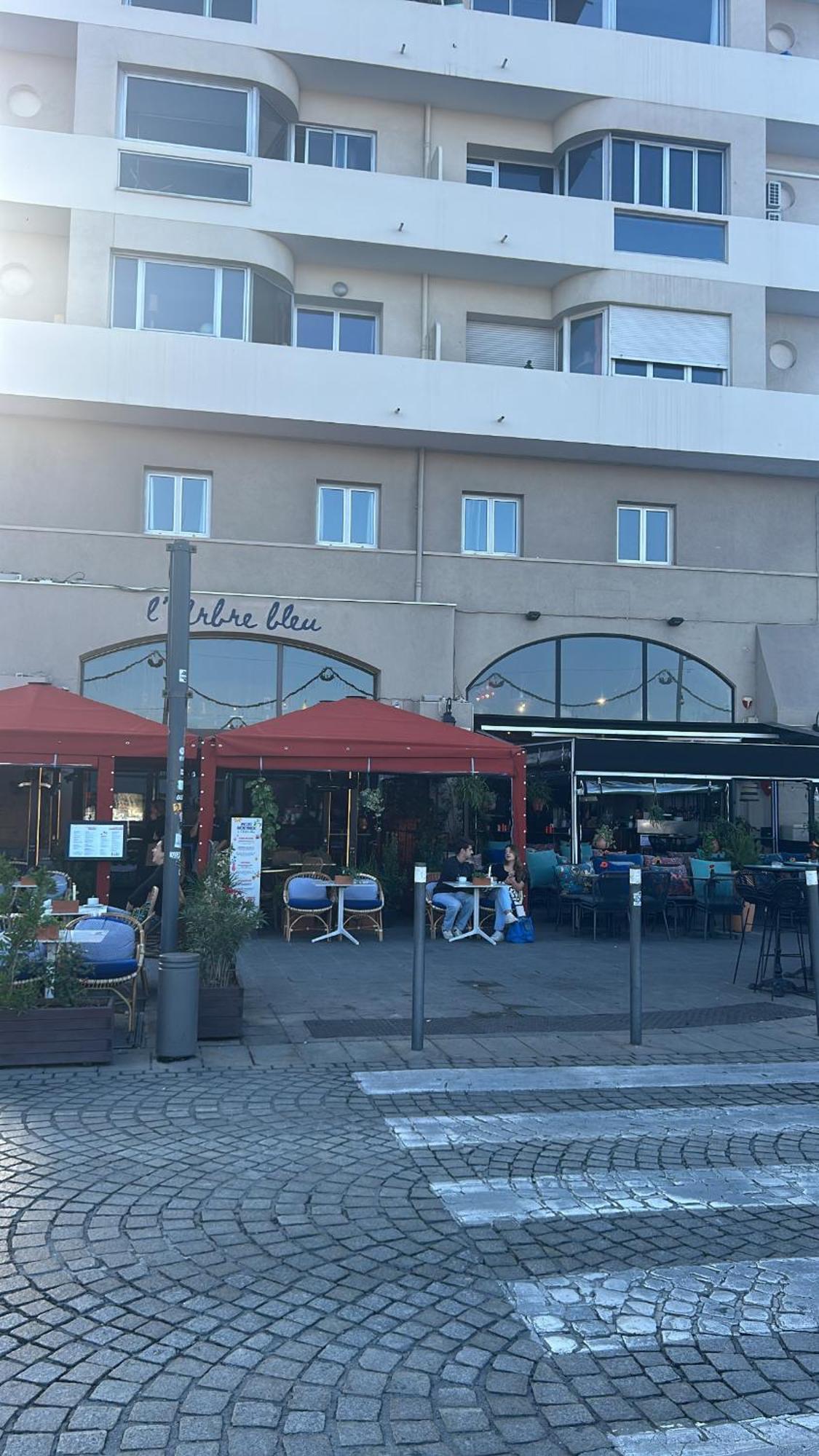 Place Aux Huiles Марсилия Екстериор снимка