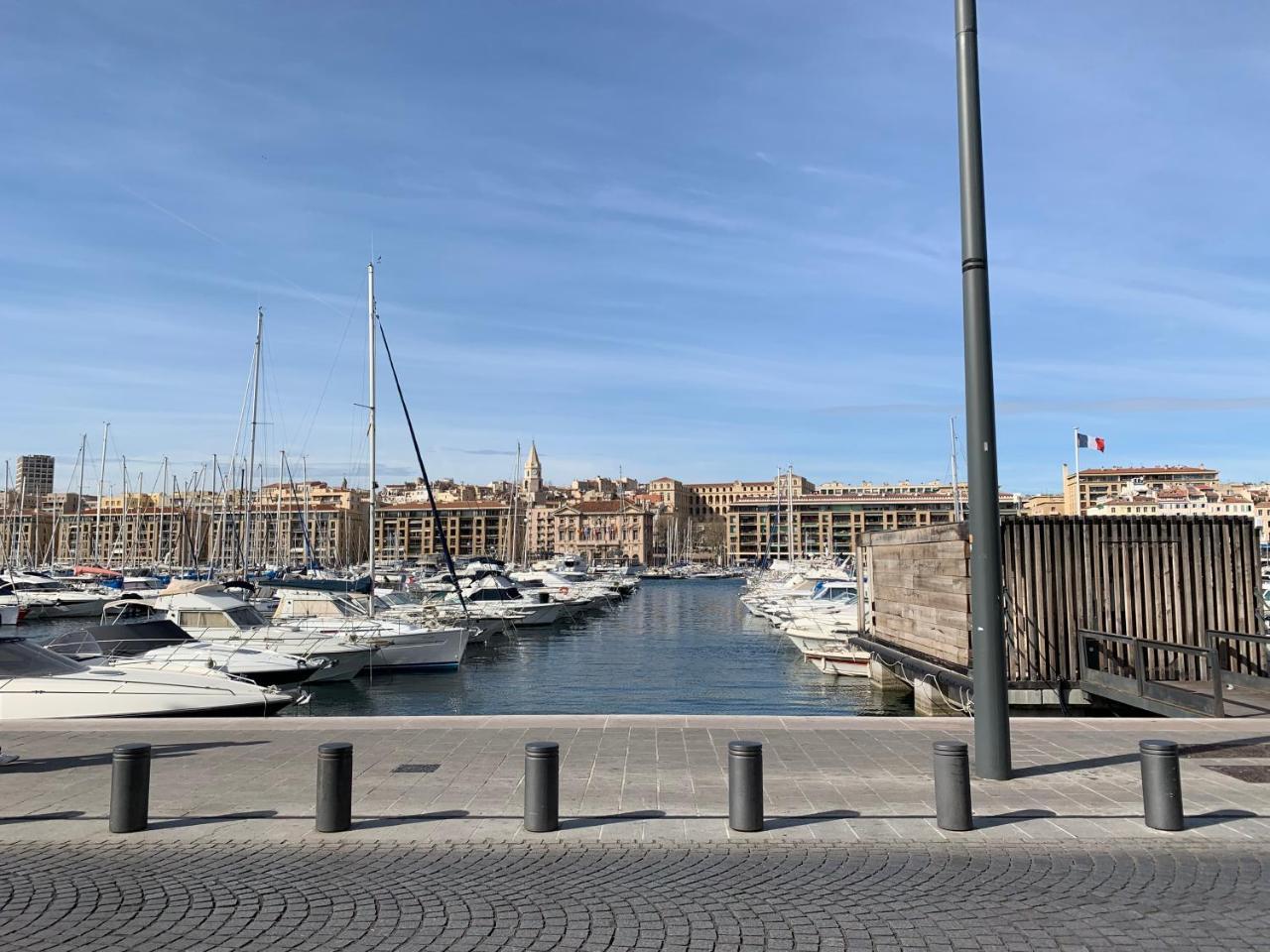 Place Aux Huiles Марсилия Екстериор снимка